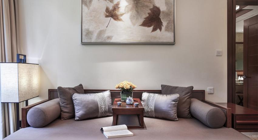 Yulong River Deluxe River view Suite