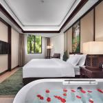 Yulong River View Suite