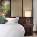 Yulong River View Suite